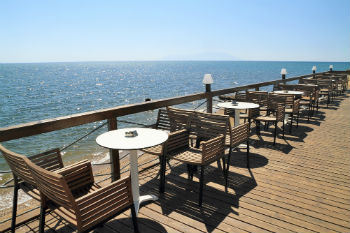 בניית דקים לעסקים